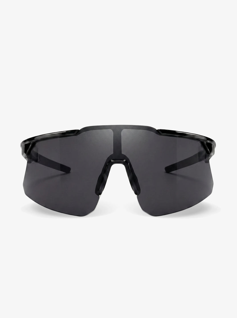 [Black] 01 - Vista frontal